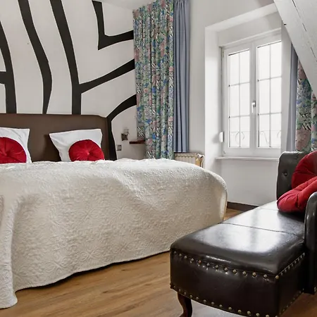 Ξενοδοχείο La Maison Ernenwein 3*