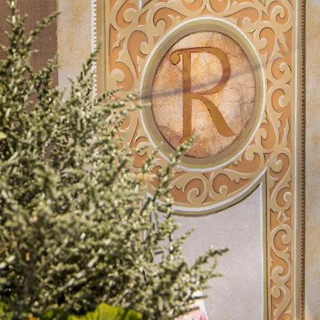La Maison Ernenwein Hotel 3*